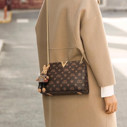 【直播特惠】Safiya/索菲娅2022新款印花腋下包链条单肩包女斜挎包手提女包SF9140019Y 商品图0