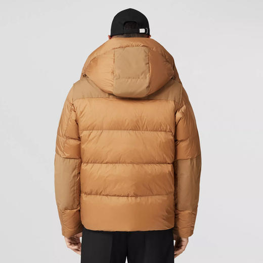 【一】BURBERRY 巴宝莉 男士可拆卸袖连帽羽绒夹克 卡其色 8059141 A7704 商品图2