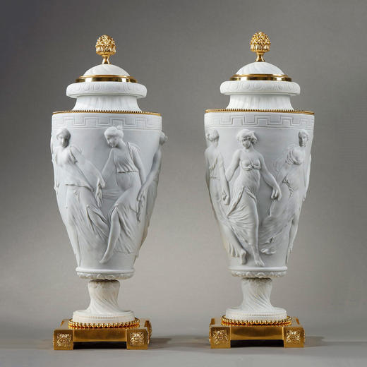 独角鹿西洋古董法国新古典主义舞动仙女浮雕素胎瓷铜鎏金带盖对瓶 商品图0