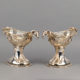 独角鹿西洋古董银器英国George Fox纯银山羊耳果篮一对