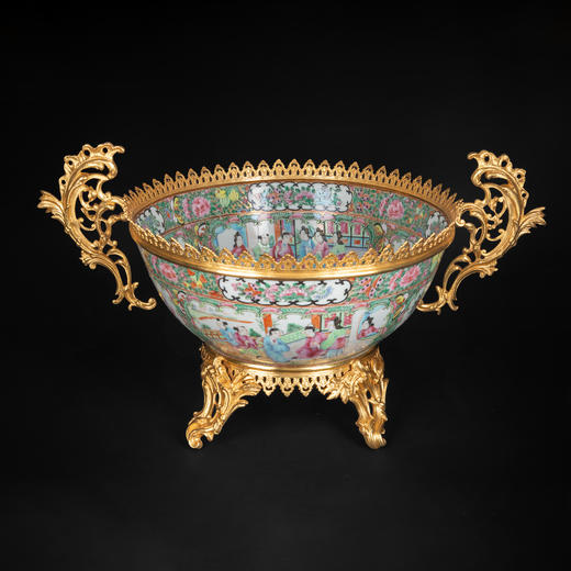 独角鹿西洋古董铜鎏金双耳底座嵌传统园邸人物中国广彩瓷潘趣酒碗 商品图0