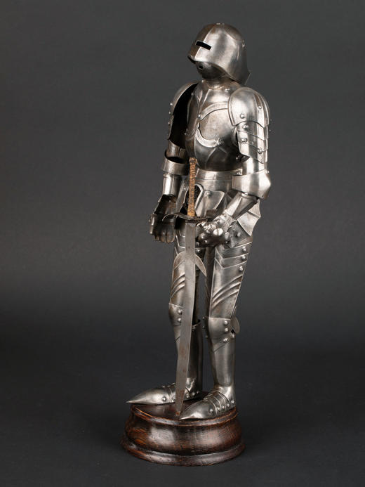 独角鹿西洋古董家居摆件1900年代英国出品盔甲模型 商品图3