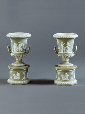 独角鹿西洋古董陶瓷名坊韦奇伍德古典人物浮雕玉石绿釉瓷美第奇樽