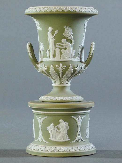 独角鹿西洋古董陶瓷名坊韦奇伍德古典人物浮雕玉石绿釉瓷美第奇樽 商品图3