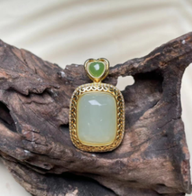 s925和田玉吊坠-心动全包白玉方牌