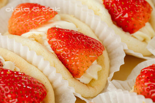 草莓奶油抱抱卷 商品图3