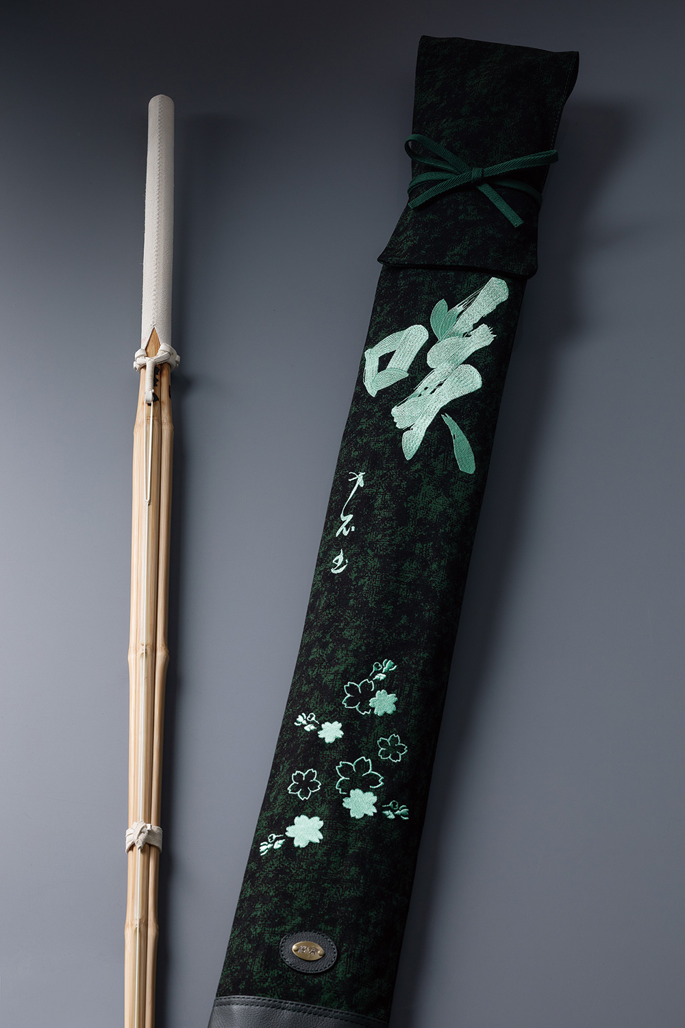 【寶船】「樹齋」刺繡竹刀袋 本体 グリーン生地