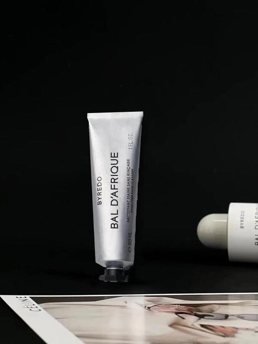 价值900+ 清洁液＋香氛＋护手霜三合一 BY新款免洗凝胶手部清洁露酒精含量59%洗手液 水洗便携 清洁护理手部 男女同款无人之境、纯真年代、热带爵士3*30ML套盒 商品图8