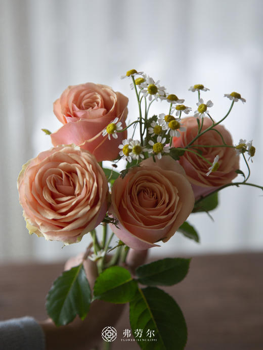 迪薇娜小花束 商品图2