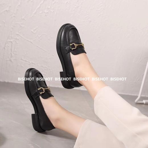 新品简单大扣百搭舒适乐福鞋790B23510 商品图6