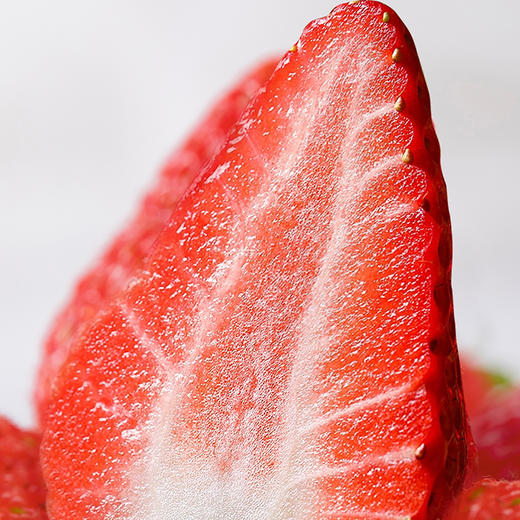 【辽宁好物】丹东草莓   1.8斤/2.5斤彩箱装  顺丰直达 商品图5