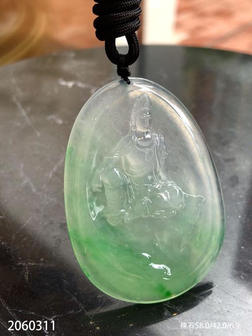 2060311，冰飘翠水月观音裸石。具体价格微信咨询 商品图1
