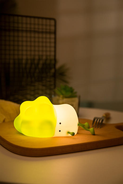 直播【egogo】小趴菜硅胶灯K-1110 商品图1