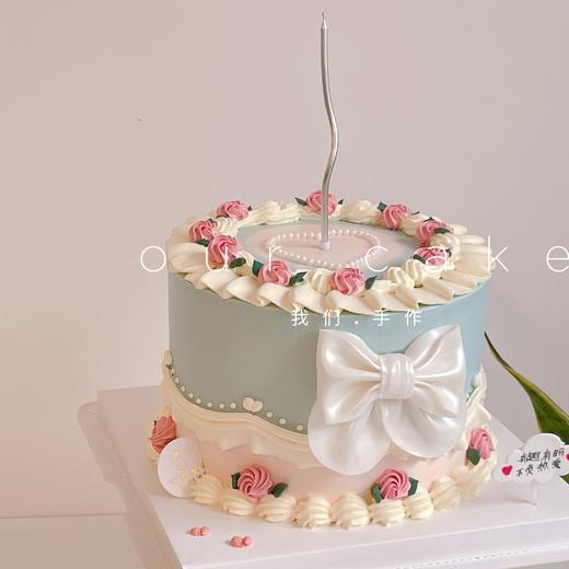 爱心复古蝴蝶结蛋糕-低糖处理无添加 商品图0