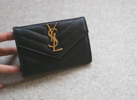 Are You Ready 来喽 哈！帅美的伊夫 Hass 球纹皮 翻盖式 小卡包 商品图0