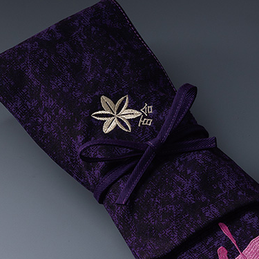 【寶船】「樹齋」刺繡竹刀袋   家紋 诞生之花