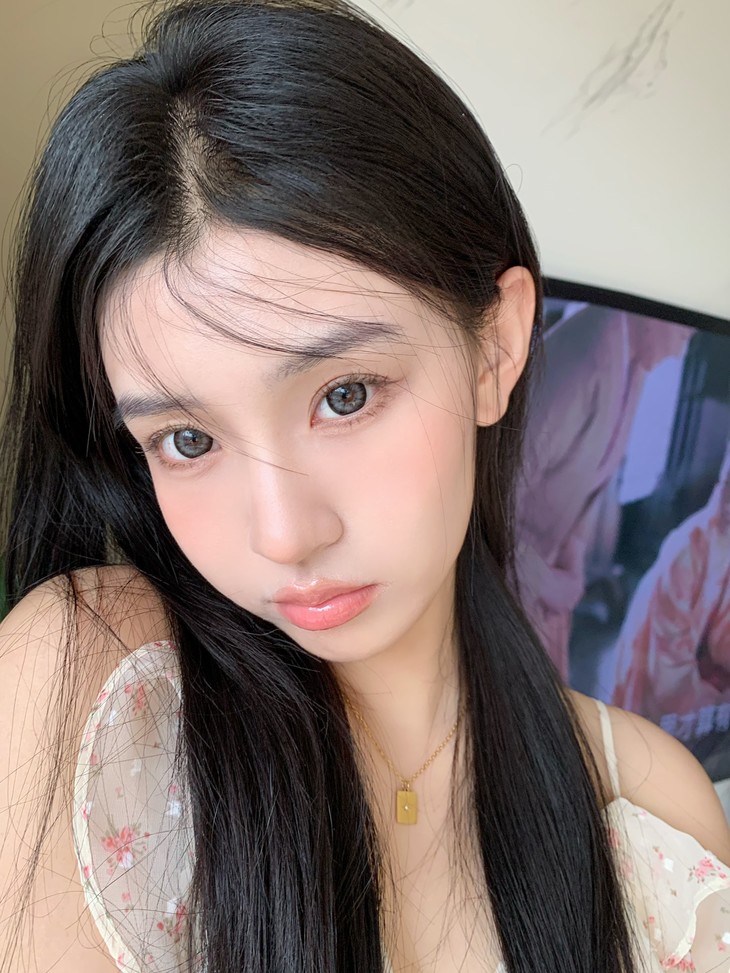 Hanawink年抛隐形眼镜 黑桃爱丽丝14.5mm 1副/2片-VVCON美瞳网21