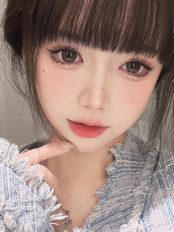 Hanawink年抛隐形眼镜 馥欲山茶14.5mm 1副/2片-VVCON美瞳网21