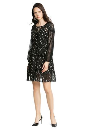 SUMMER & SAGE 黑色镂空衣袖连衣裙 4011