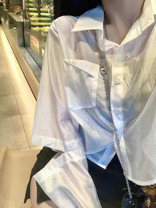 <曾小咸推荐>巨折清仓秒杀，稀有现货24小时发【仅限今日】  白色短款衬衫薄款微透 商品图3