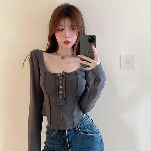 性感方领短款紧身长袖T恤女装早秋纯欲风针织打底衫小众别致上衣 商品图4
