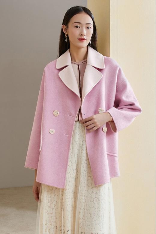 三COLOUR 粉色翻领短款双面呢大衣 10377 商品图0