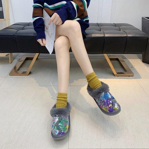 雪地靴女2022年新款时尚亮片网红一脚蹬短筒靴百搭冬加绒加厚棉鞋 商品图1