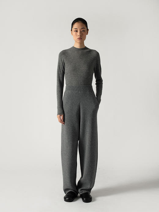 【石榴婆直播专享】
322工房无缝全成型绵羊毛半高领打底衫2022年秋冬纯色针织套头衫 商品图1