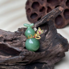 18K碧玉葫芦吊坠28#