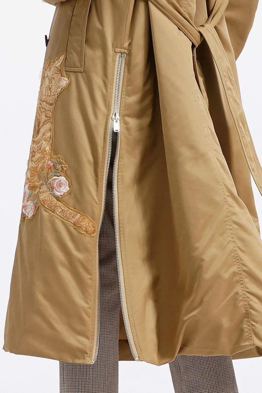 OCHIRLY欧时力 猫咪刺绣长外套 11073 商品图3