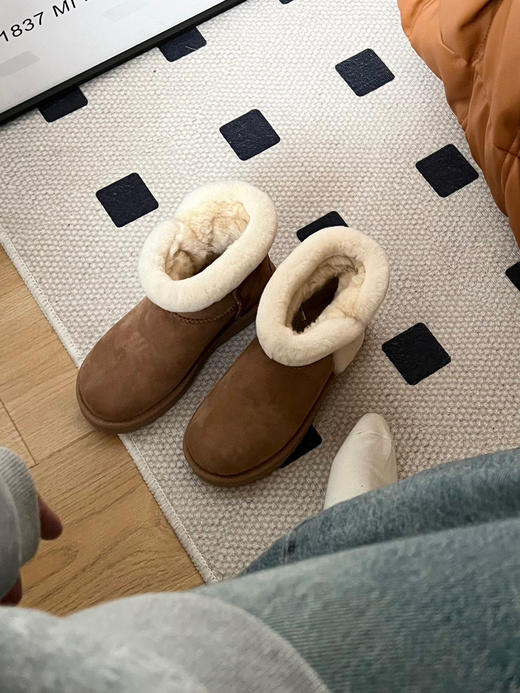 UGG.2022羊驼毛边小可爱雪地靴-栗色 商品图7