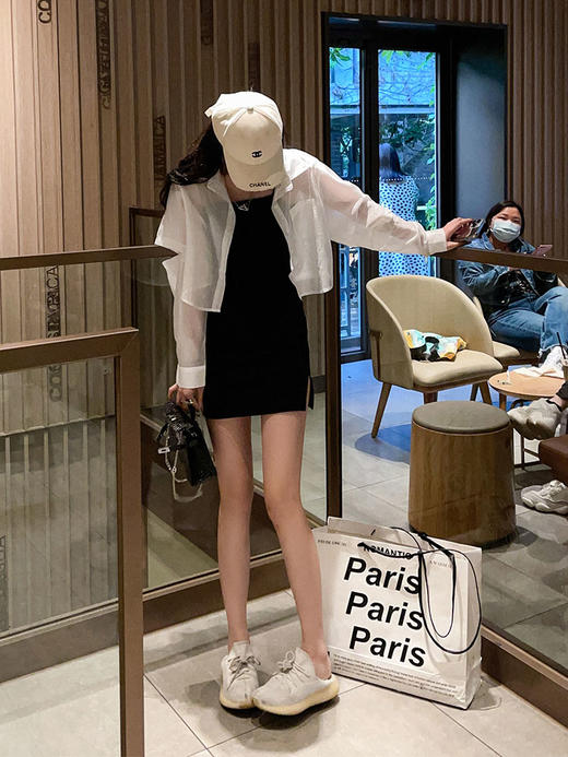 <曾小咸推荐>巨折清仓秒杀，稀有现货24小时发【仅限今日】  白色短款衬衫薄款微透 商品图2