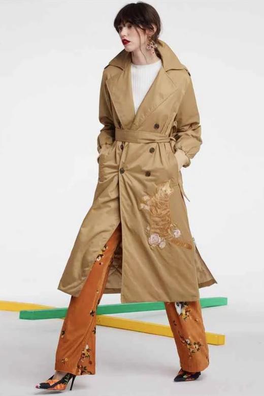 OCHIRLY欧时力 猫咪刺绣长外套 11073 商品图1