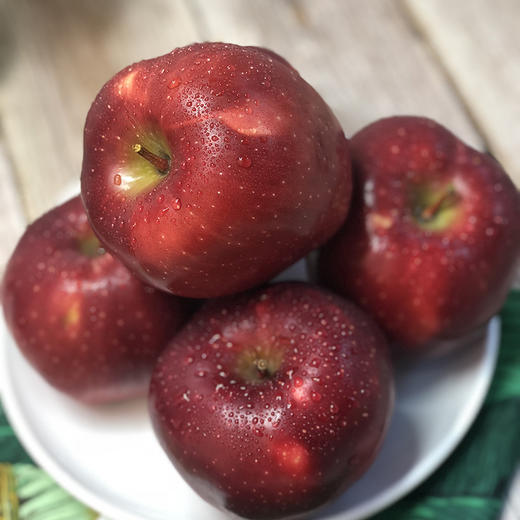 天水花牛苹果  大果 A-1019（4.5斤6-9枚/箱；8.5斤（14-18枚/箱） 商品图0
