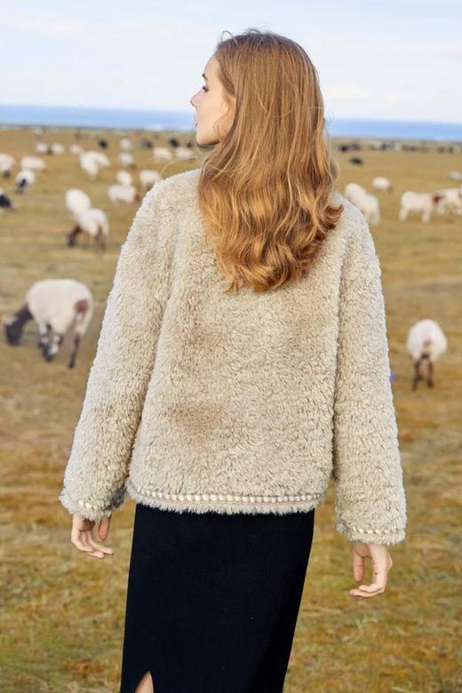 MEETLADY/米莱达 名暖风毛毛短外套 10732 商品图3