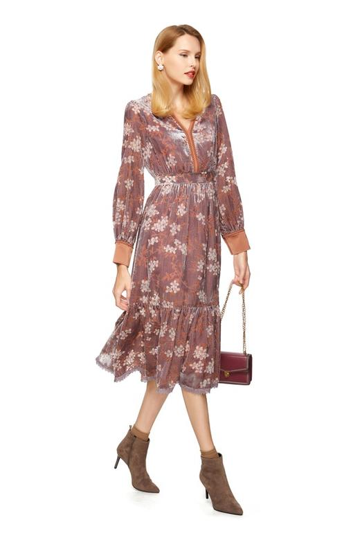 AVA 藕粉色烧花V领连衣裙 8607 商品图3