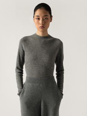 【石榴婆直播专享】
322工房无缝全成型绵羊毛半高领打底衫2022年秋冬纯色针织套头衫