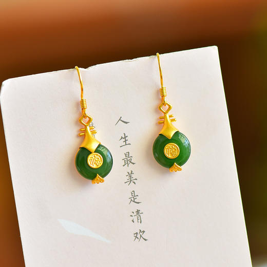 JX12279-6新款中式银镀金福字琵琶镶平安扣和田碧玉耳坠 商品图5