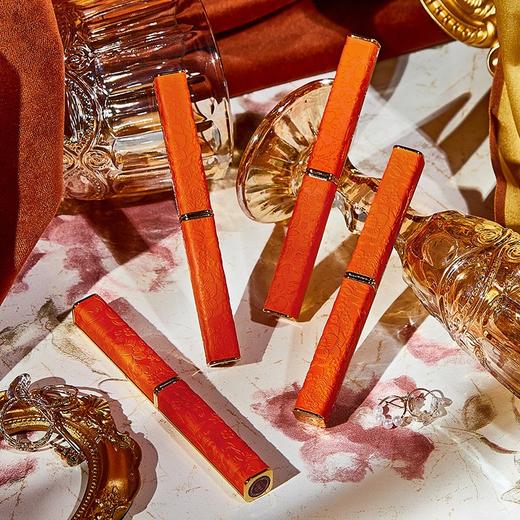 「4款色号！柔雾丝绒口红」橙皮细管口红 防水保湿滋润唇膏丝绒雾面哑光唇釉彩妆 商品图1