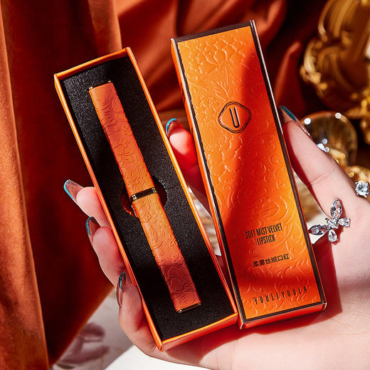 「4款色号！柔雾丝绒口红」橙皮细管口红 防水保湿滋润唇膏丝绒雾面哑光唇釉彩妆 商品图2