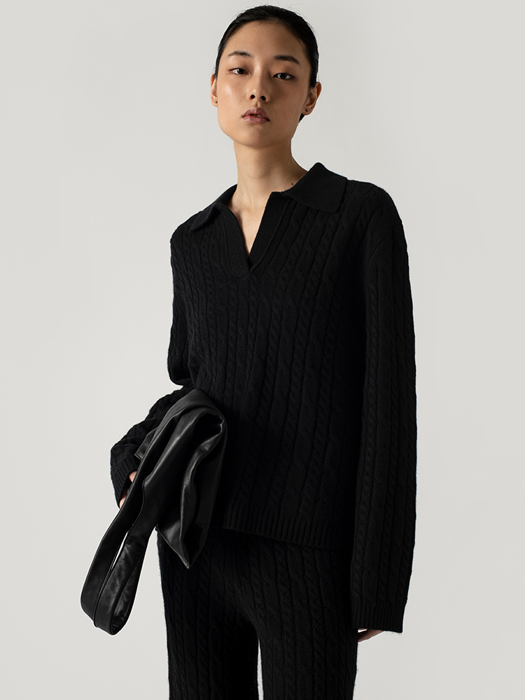 【石榴婆直播专享】
322工房复古绞花polo领针织衫2022新款羊绒羊毛宽松套头衫女A926