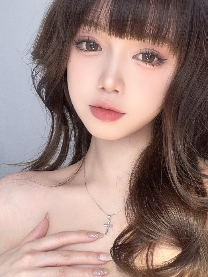 Hanawink年抛隐形眼镜 馥欲山茶14.5mm 1副/2片-VVCON美瞳网12