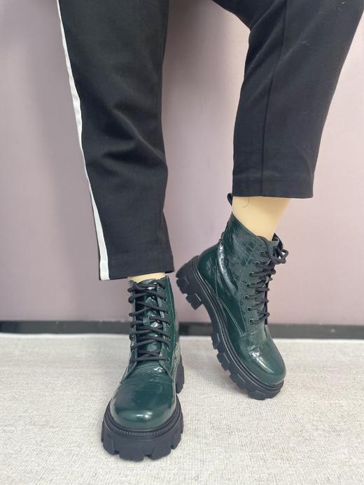 西村名物2021年秋冬爆款纯色简约学院百搭帅气显瘦英伦风单绒马丁靴女皮靴X21DS44361 商品图6