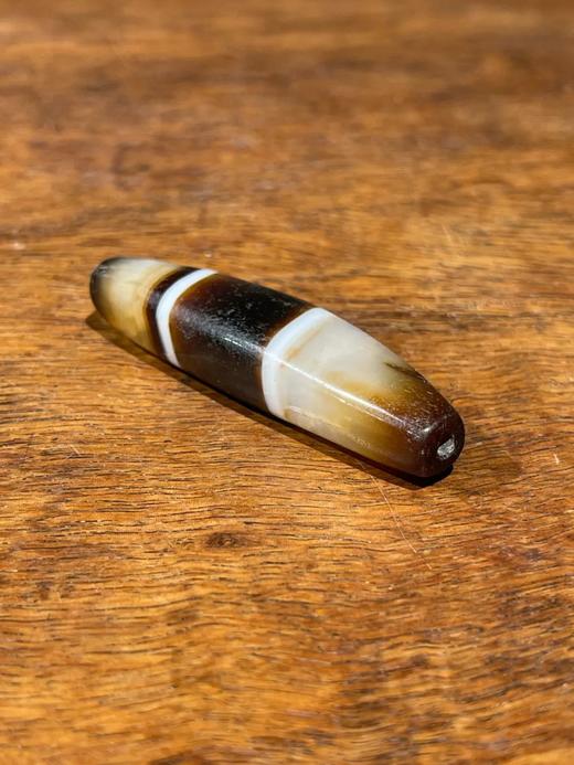 褐白缠丝玛瑙牛角型扁珠，顺丰包邮 商品图5