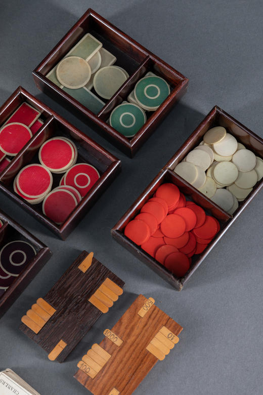 独角鹿西洋古董拿破仑三世时期游戏盒毛刺木木制细木镶嵌母贝黄铜 商品图3