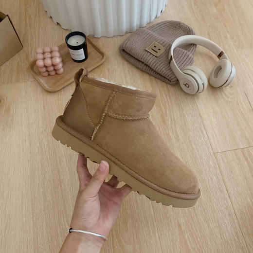 UGG2022新款周冬雨后亮包-栗色 商品图0