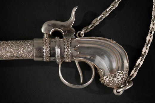 独角鹿西洋古董欧洲镀银雕花手枪造型水晶香水瓶 商品图3