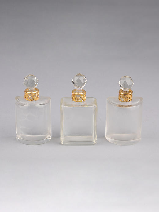 独角鹿西洋古董法国出品铜鎏金雕饰飞燕桃花主题水晶香水瓶套件 商品图4