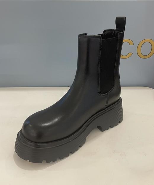 2楼康莉COMELY女鞋2022冬季新款烟筒靴厚底增高松紧口时尚切尔西短靴 商品图1