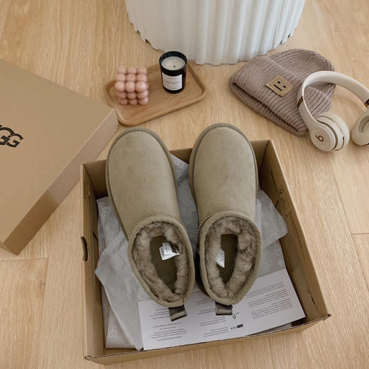 UGG2022新款周冬雨后亮包-羚羊棕 商品图3